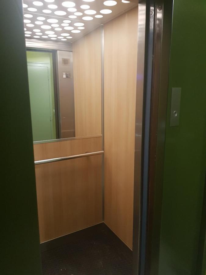 Vue Montagne Studio: Résidence Privée Avec Cuisine Et Parking *