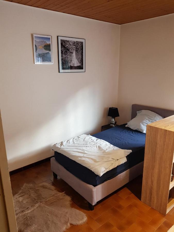 Vue Montagne Studio: Résidence Privée Avec Cuisine Et Parking