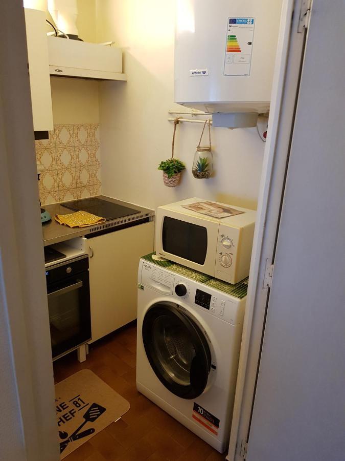 Apartment Vue Montagne Studio: Résidence Privée Avec Cuisine Et Parking